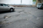 Yêu cầu nhà thầu phải sửa chữa xong mặt cầu Thăng Long trước 19/5