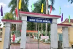 Hiệu trưởng Tiểu học Nhân Hòa nói kêu gọi tài trợ hiện vật chứ không thu tiền!