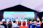 Thủ tướng Nguyễn Xuân Phúc bấm nút khởi công dự án 1.200 tỷ đồng ở Hải Phòng