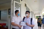 Hải Phòng: 659 học sinh làm thủ tục nhập học vào trường chuyên Trần Phú