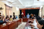 Ông Nguyễn Văn Tùng, Chủ tịch Ủy ban nhân dân thành phố Hải Phòng chỉ đạo xem xét trách nhiệm của giáo viên chủ nhiệm, hiệu trưởng trong việc học sinh lớp 1 bị phê bình vì đi học sớm 