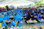 Học sinh khai bút thể hiện ước mơ về Hải Phòng trong tương lai