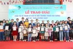 Trao giải cuộc thi vẽ tranh về Bảo vệ Môi trường với chủ đề Ngôi trường xanh