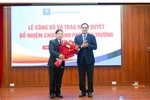 Lễ công bố và trao Nghị quyết bổ nhiệm Phó Hiệu trưởng Trường ĐH Hòa Bình 