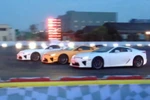 Bộ ba Lexus LFA trình diễn màn drift tuyệt đẹp, đầy màu sắc