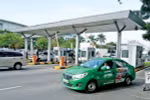 Bất ngờ Bộ Giao thông Vận tải “bảo vệ” thu phí ô tô vào ga hàng không
