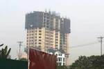 Tòa nhà 18 tầng "đắp chiếu" không phép của FLC rao bán rầm rộ
