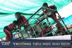 Phòng Giáo dục Cầu Giấy nói hoạt động ngoại khóa, nhưng trường nói không