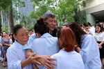 Nghìn người vẫy tay chào Giáo sư Nguyễn Anh Trí trong nước mắt
