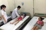 Nhiều học sinh Trường tiểu học Nguyễn Thị Định nhập viện, nghi bị ngộ độc
