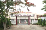 Kiểm điểm Hiệu trưởng trường Lưu Tấn Phát do vi phạm dạy thêm học thêm
