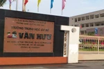 Nguyên Hiệu trưởng phải hoàn trả cho trường hơn 103 triệu đồng