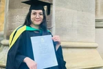 Cựu HS chuyên Anh quyết học thạc sĩ và nhận bằng thủ khoa sau 7 năm viên chức 