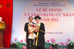 Nếu mục đích tối thượng chỉ là tiền bạc thì không nên chọn nghề giáo