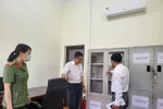 Giám đốc Sở Giáo dục Hải Phòng đi kiểm tra công tác chuẩn bị thi vào lớp 10