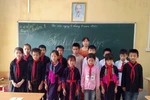Cô giáo Vi Thị Thơm “gieo chữ” ở Bản Ngày, học trò quý như người mẹ thứ hai