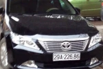 Khiển trách Đội phó CSGT đi xe Camry biển giả
