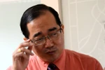 Chuyện mẹ con GS Ngô Bảo Châu và việc "uốn lưỡi" của ĐB Phước