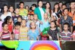 Xúc động buổi khai giảng Lớp học Nhân ái tại Viện Huyết học 