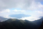 Chiêm ngưỡng vẻ hùng vĩ của đất trời từ "Nóc nhà Đông Dương"