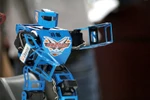Clip: Sinh viên hò reo vì diễn viên Robot nhào lộn như người thật