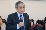 Đổi mới giáo dục: chương trình trước, sách giáo khoa sau