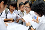 Hàng loạt trường công lập ở Hà Nội hạ điểm chuẩn vào lớp 10