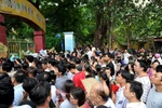 Tìm nơi gửi trẻ: Có tiền thì thiếu đất và sự khó thở ở nội thành