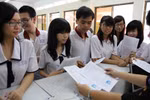 Sáng nay, hơn 200 nghìn thí sinh làm thủ tục dự thi cao đẳng