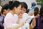 “Lợi ích của việc đọc sách” tạo cho thí sinh cảm hứng trong đề Ngoại ngữ