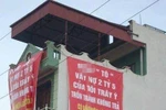 Hé lộ những tình tiết mới trong vụ treo tấm panô "khủng" để đòi nợ