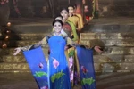Ngọc Hân trong 'bóng sen và hoàng thành'