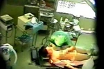 Ngao ngán mức án vụ bác sĩ hiếp dâm nữ bệnh nhân hôn mê