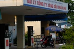 Hàng loạt cây xăng ở miền Trung nghỉ bán