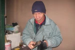 Bí mật giờ mới kể của người đánh giày "đệ nhất thủ đô"
