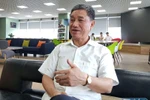 Nịnh bợ sếp có muôn hình vạn trạng