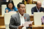 Thầy cô yên tâm, bỏ chế độ viên chức suốt đời, người dạy tốt không dễ mà bị loại