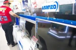 Thủ tướng yêu cầu kiểm tra, xác minh thông tin về hàng gắn mác Việt Nam