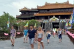 Tăng cường kiểm tra, xử lý nghiêm vi phạm trong kinh doanh du lịch