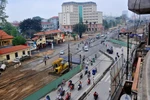 Bí thư Hà Nội nói gì về đường Trường Chinh “cong mềm mại”?