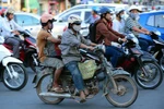 Chùm ảnh: Các “siêu xe cà tàng" tung hoành trên đường phố