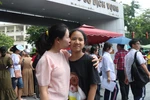 Khoảnh khắc đáng nhớ của buổi thi cuối cùng kì thi vào lớp 10 ở Hà Nội