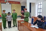 Bắt tạm giam nguyên Trưởng phòng, Kế toán Sở GD&ĐT Hà Giang vì vi phạm đấu thầu