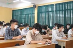 Học sinh giỏi cũng mỏi mệt vì ôn tập cho quá nhiều kỳ thi để xét tuyển năm 2023