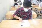HS lớp 12 đăng ký dự thi tốt nghiệp online, thí sinh tự do đăng ký trực tiếp