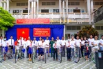 Petrovietnam chung sức "tiếp bước em đến trường"
