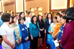 Bí thư Thành ủy Hà Nội Bùi Thị Minh Hoài tiếp xúc cử tri Thủ đô trước kỳ họp 8
