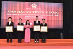 Bộ GDĐT gặp mặt, tuyên dương học sinh đoạt giải Olympic và KHKT quốc tế năm 2024