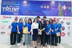 Sinh viên Trường Đại học Hòa Bình thể hiện tài năng kinh doanh số
