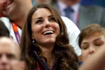Công nương Kate 'cười như mùa thu tỏa nắng' trên khán đài Olympic 2012